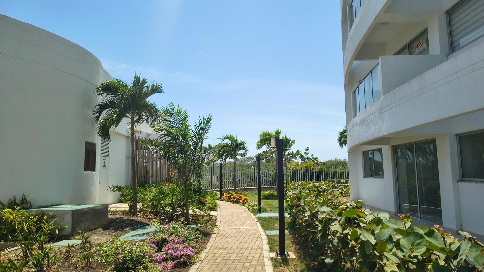 Apartamento Elegante Y Moderno En Serena Del Mar *