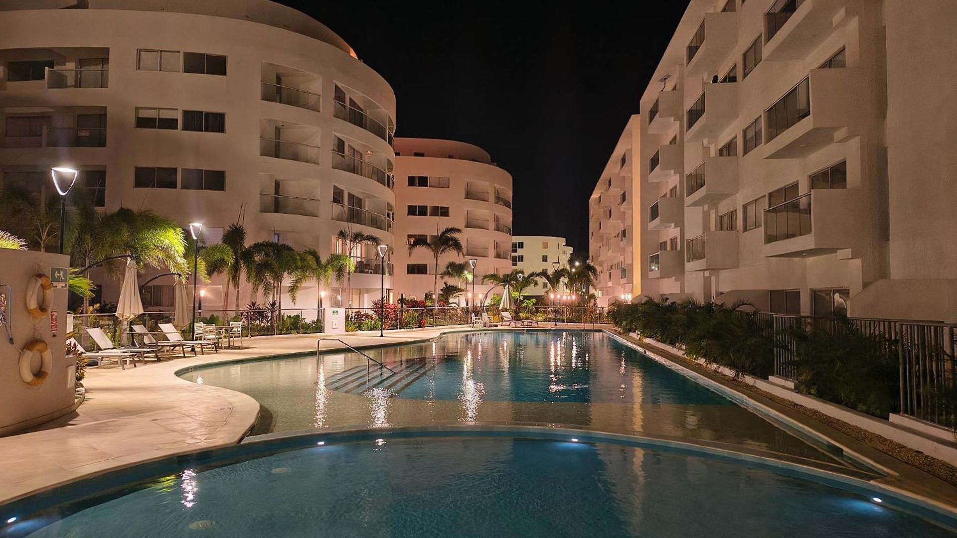 Elegante Y Moderno En Serena Del Mar Cartagena